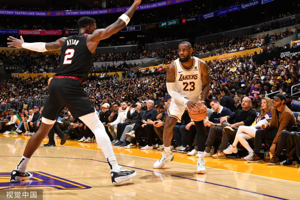 在欧洲足坛 在欧洲足坛