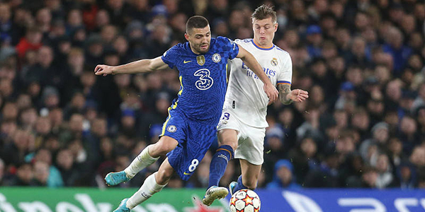 据了优势 据了优势