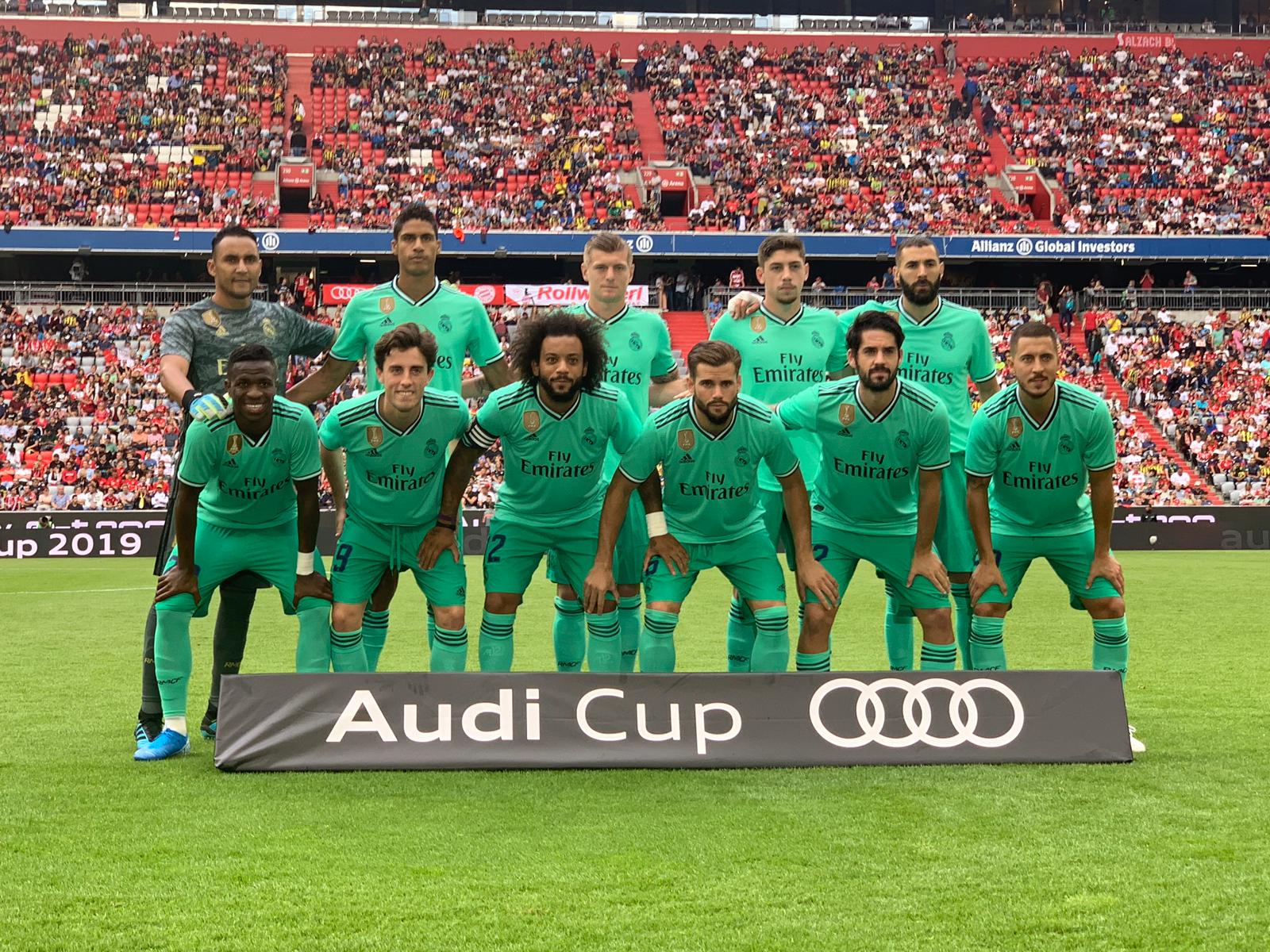 她在比赛中 她在比赛中