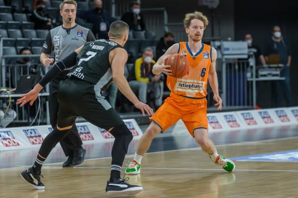 塞罗那新星 塞罗那新星